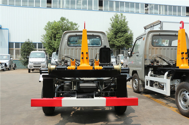 福田3方車廂可卸式垃圾車