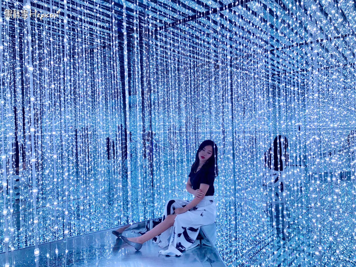 大型LED燈光秀《鏡花宮》