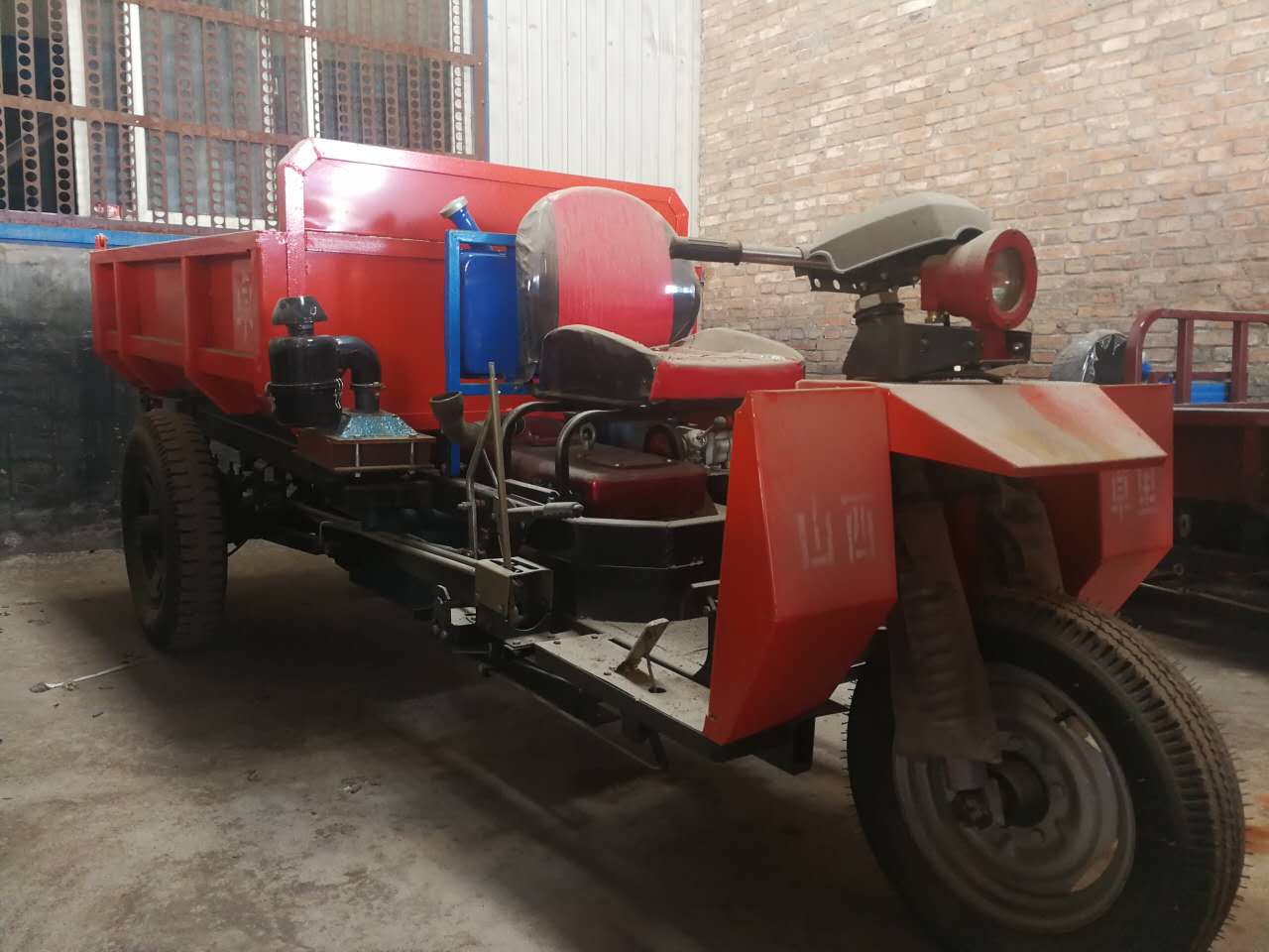 工程三輪車電動(dòng)  工程三輪車電動(dòng)，*