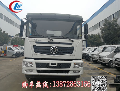 東風(fēng)后八輪21噸大型灑水車138*7286*3166