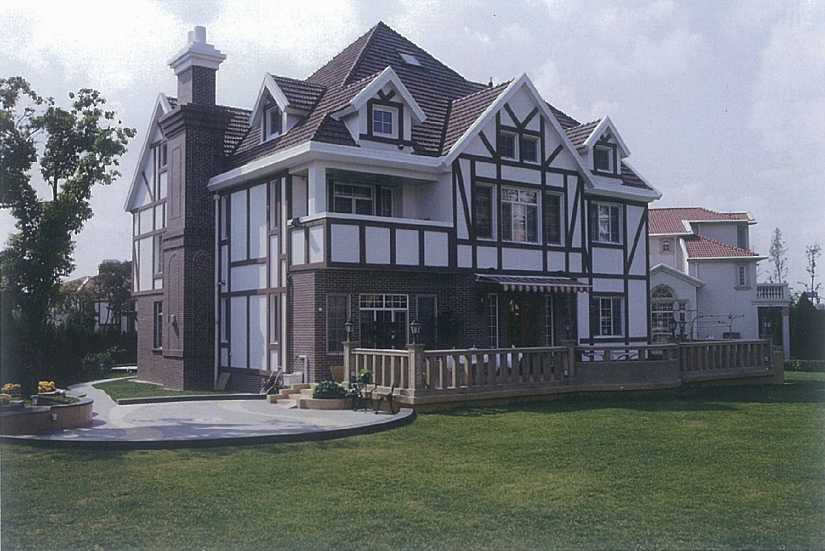 大美居輕鋼結(jié)構(gòu)建筑建設(shè)不一樣的輕鋼別墅