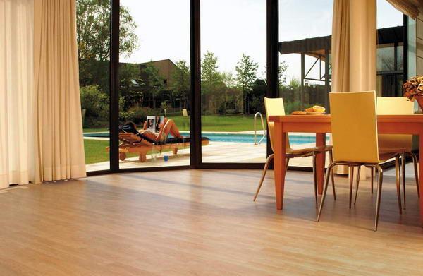 供應(yīng)廣西PVC地板南寧幼兒園地膠南寧*地板膠