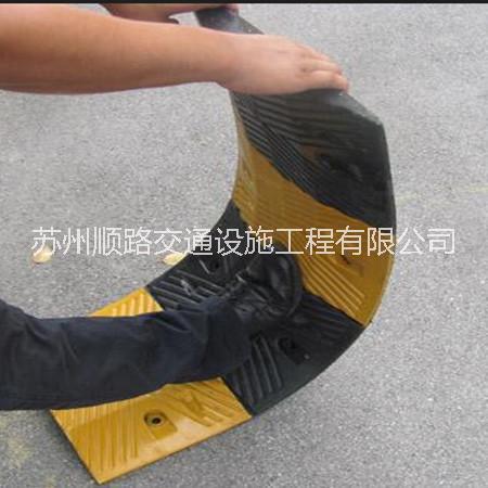 太倉小區(qū)安裝人字形減速拱價(jià)格