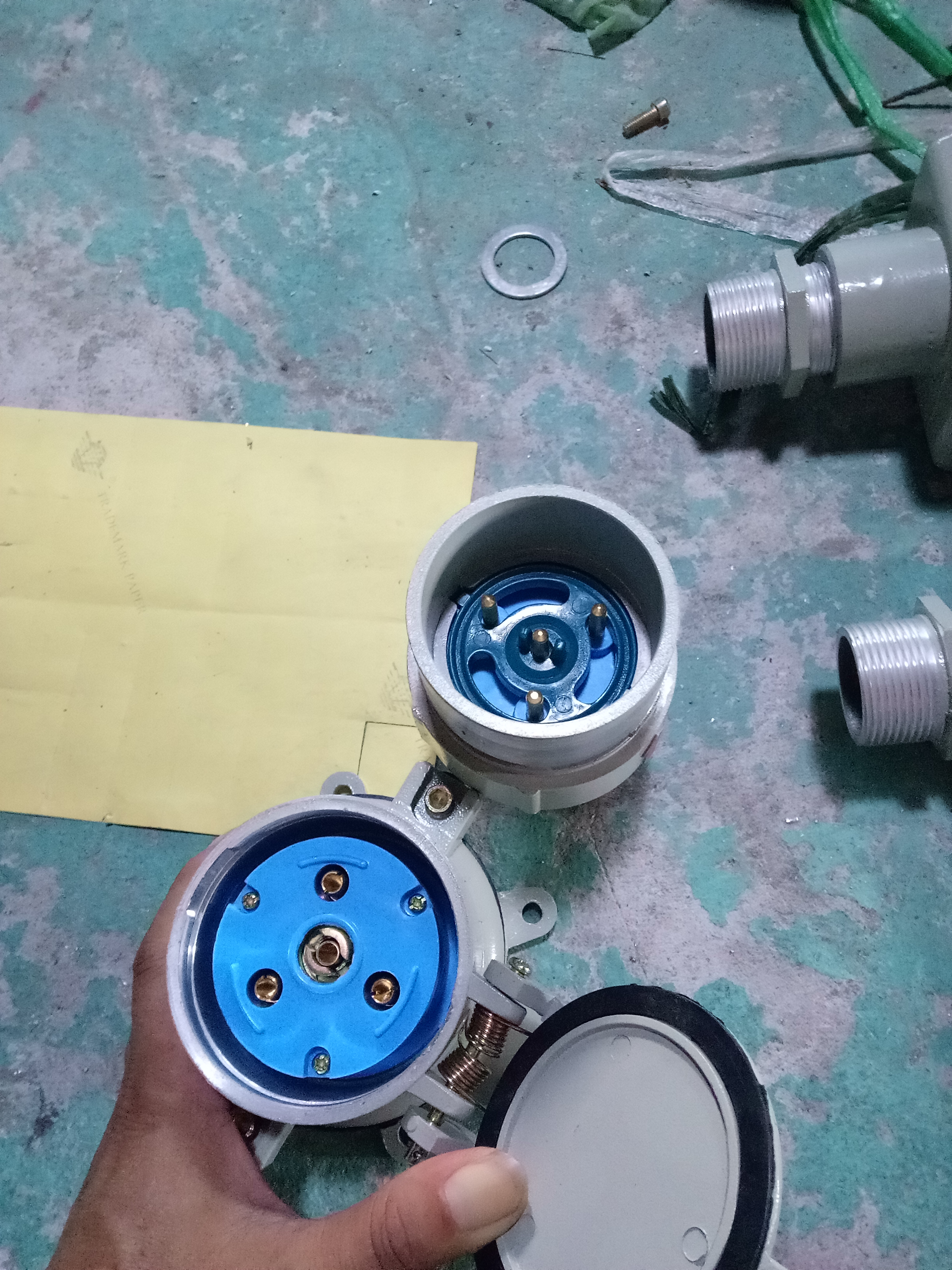 泰州BCX煉油廠防爆插銷