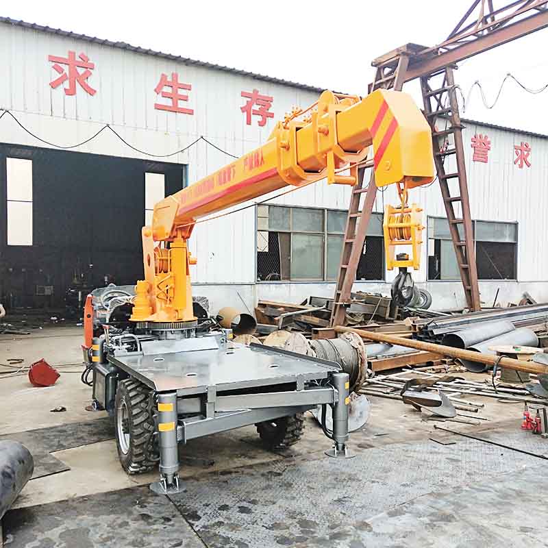 三輪車隨車吊3噸 河北三馬車隨車吊 加長(zhǎng)馬槽三輪車隨車吊 吊樹(shù)移樹(shù)*自制吊機(jī)