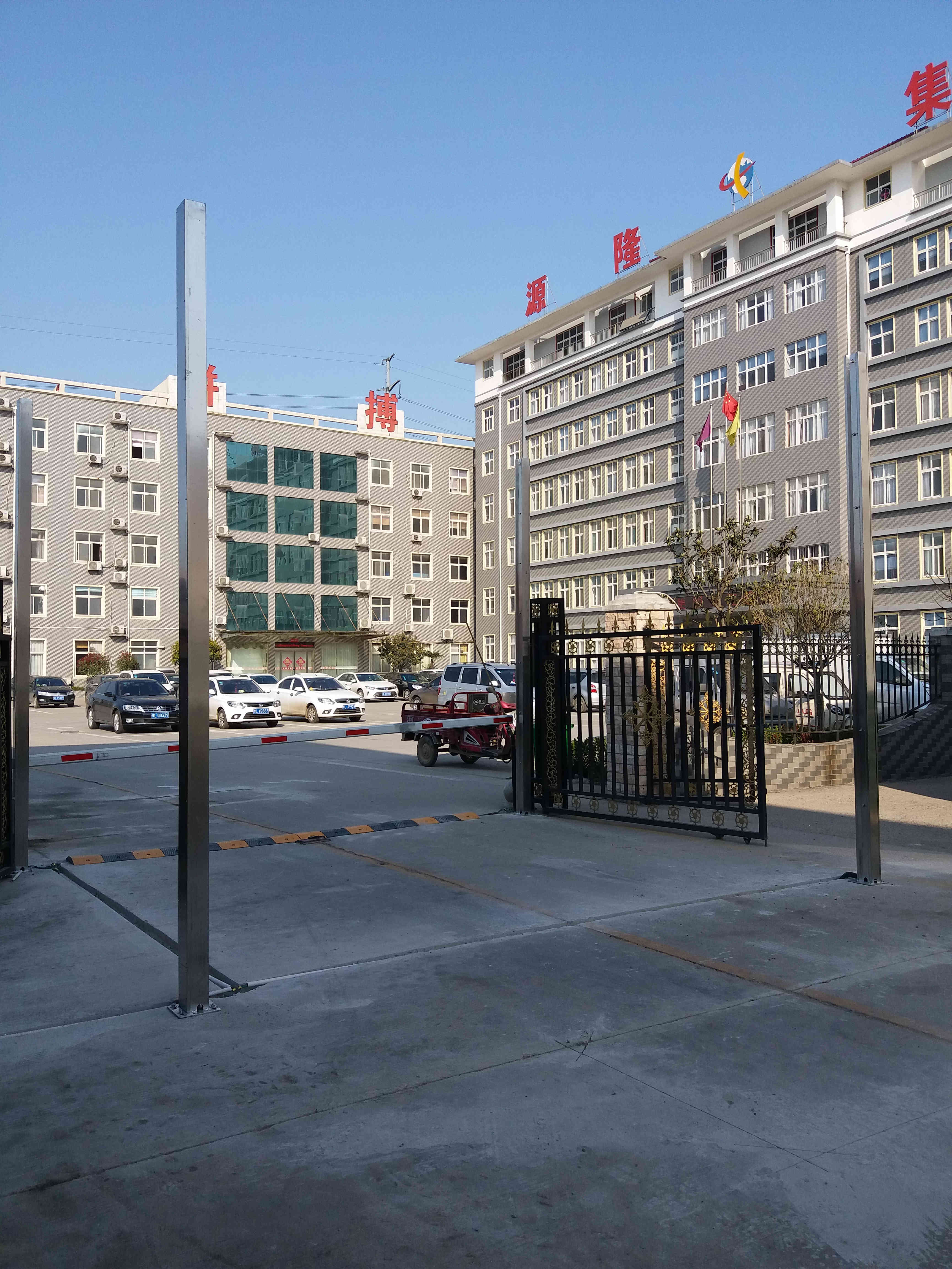 大門口車輛消毒通道_肉聯(lián)廠車輛消毒通道保障售后