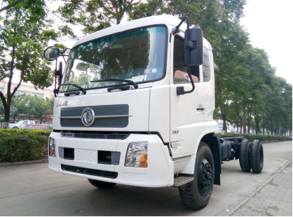 供應(yīng)庫存 東風(fēng)天錦底盤