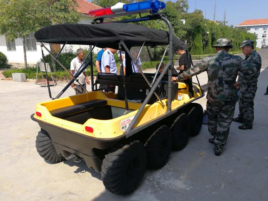 在北熱南雨的季節(jié)，水陸兩棲全地形車，防汛救援，不走尋常路