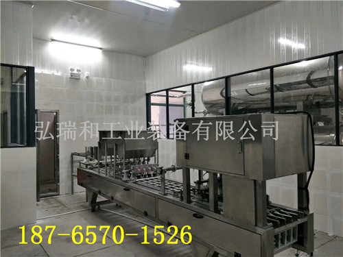 鴨血灌裝設(shè)備，盒裝鴨血豆腐加工設(shè)備