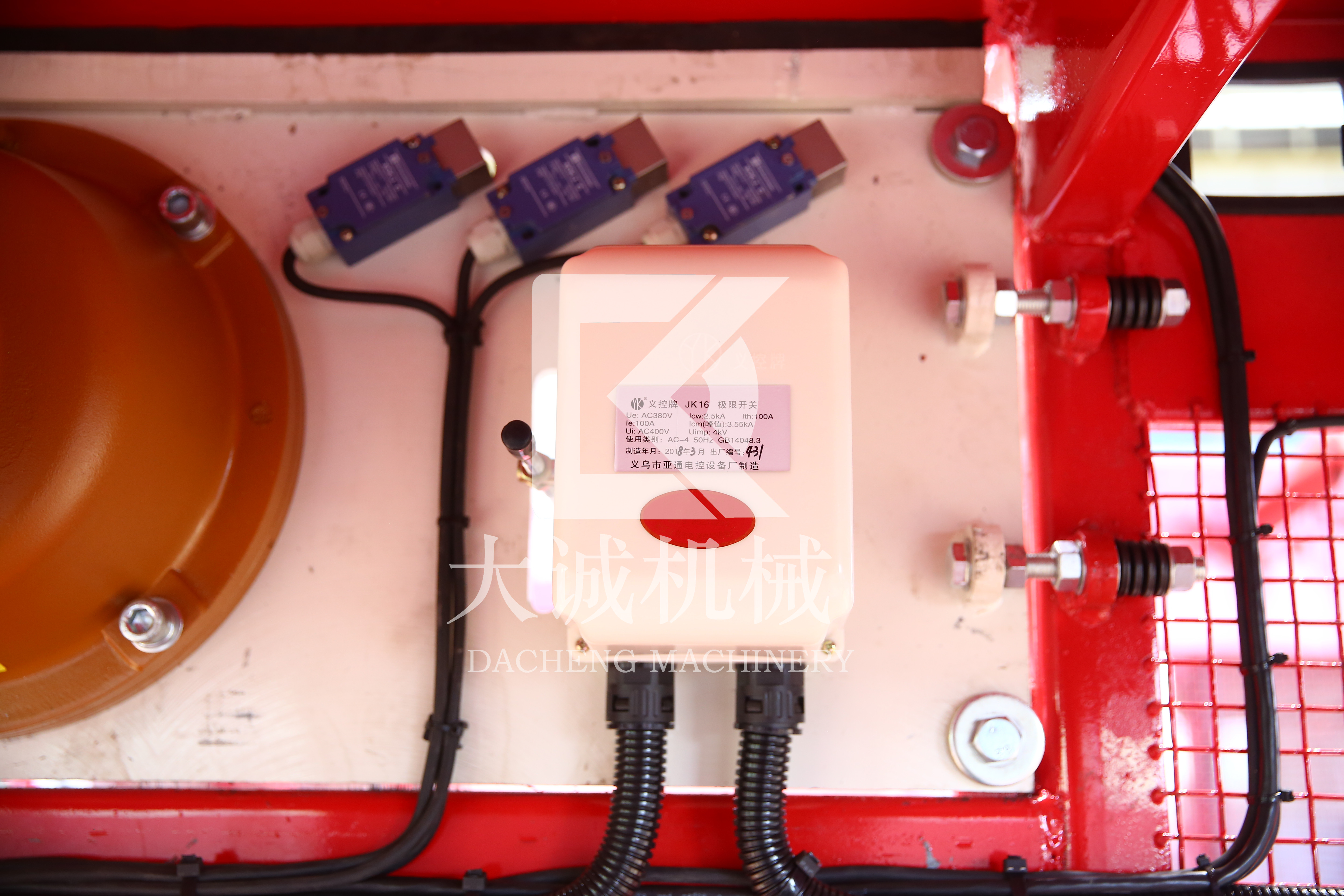 建筑施工電梯 高層施工人貨電梯 施工升降機械設(shè)備 【貨號】SC200/200