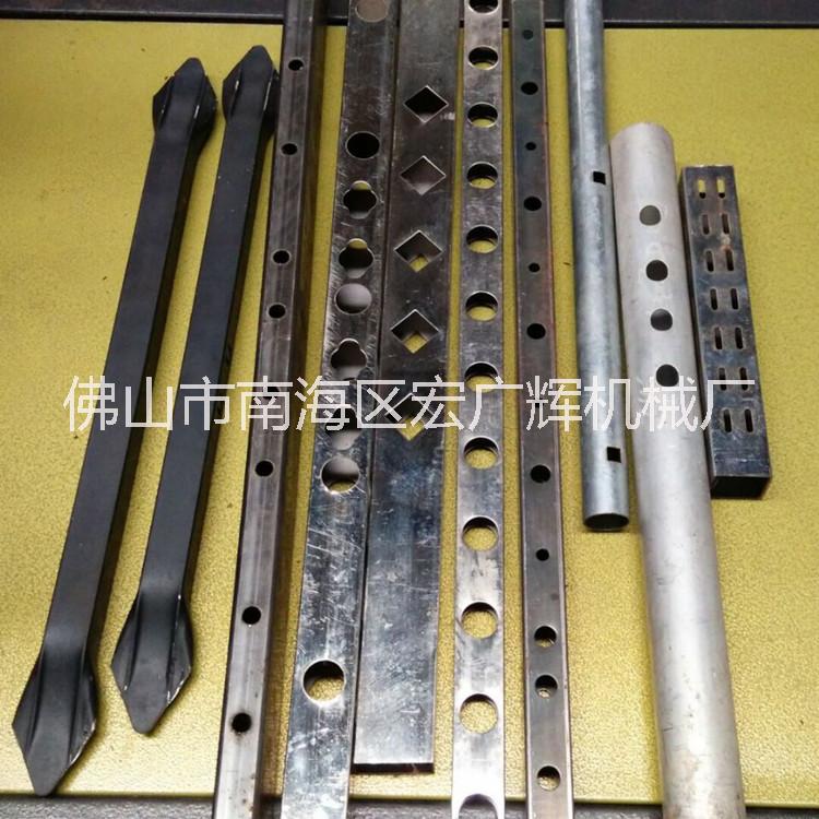 扶手護欄沖弧機 角鐵方管沖孔機  不銹鋼防盜網(wǎng)液壓打孔機