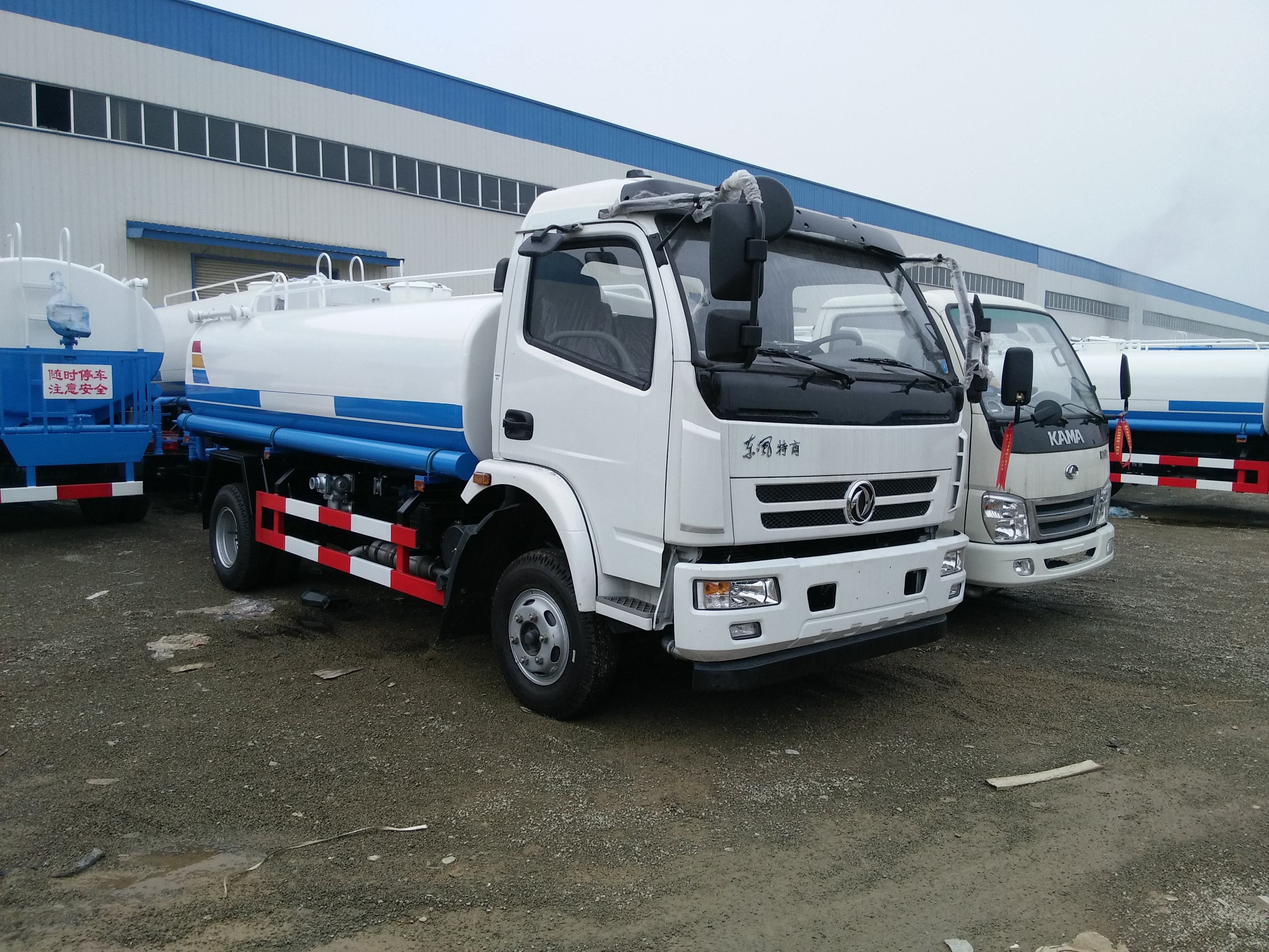 供應(yīng)東風(fēng)多利卡8方小型吸糞車 吸糞車有哪些配置 8方吸糞車多少錢 那個(gè)廠家有做吸糞車 那個(gè)廠家有做吸糞車 吸糞車價(jià)格