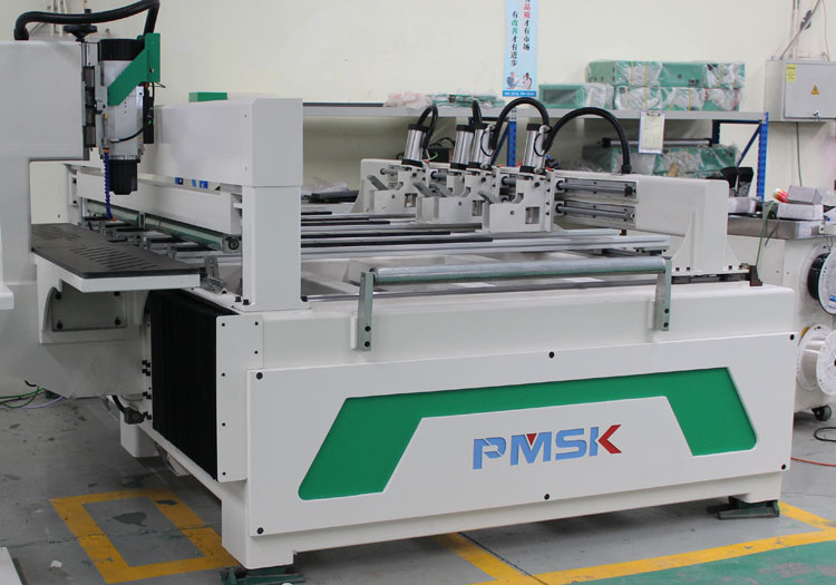 數(shù)控開料機的優(yōu)勢 實木開料機