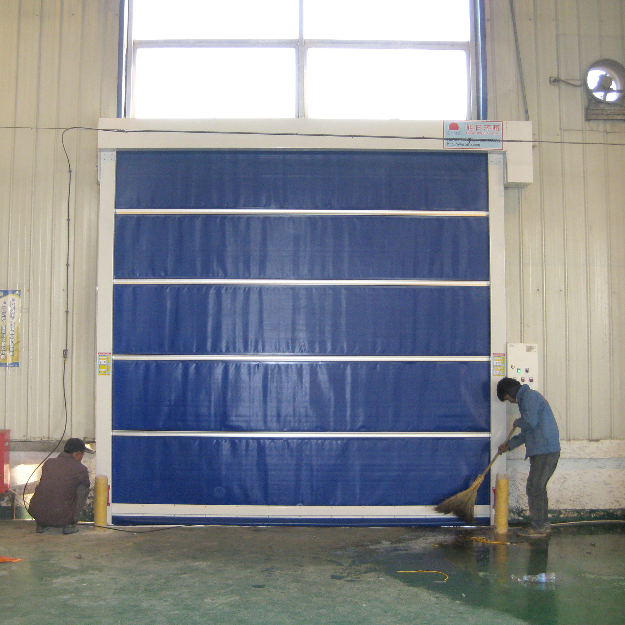 供應(yīng)天津旭恒環(huán)照 停車(chē)場(chǎng)拉繩快速卷簾門(mén)