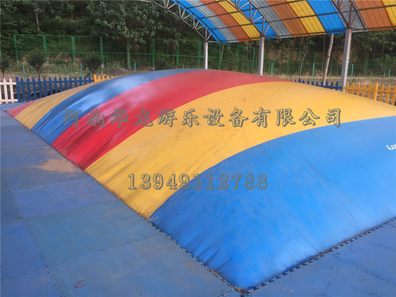 親子大蹦床沙窩蹦蹦云彩虹蹦蹦云|景區(qū)農(nóng)莊地下大蹦床|彩虹蹦蹦云