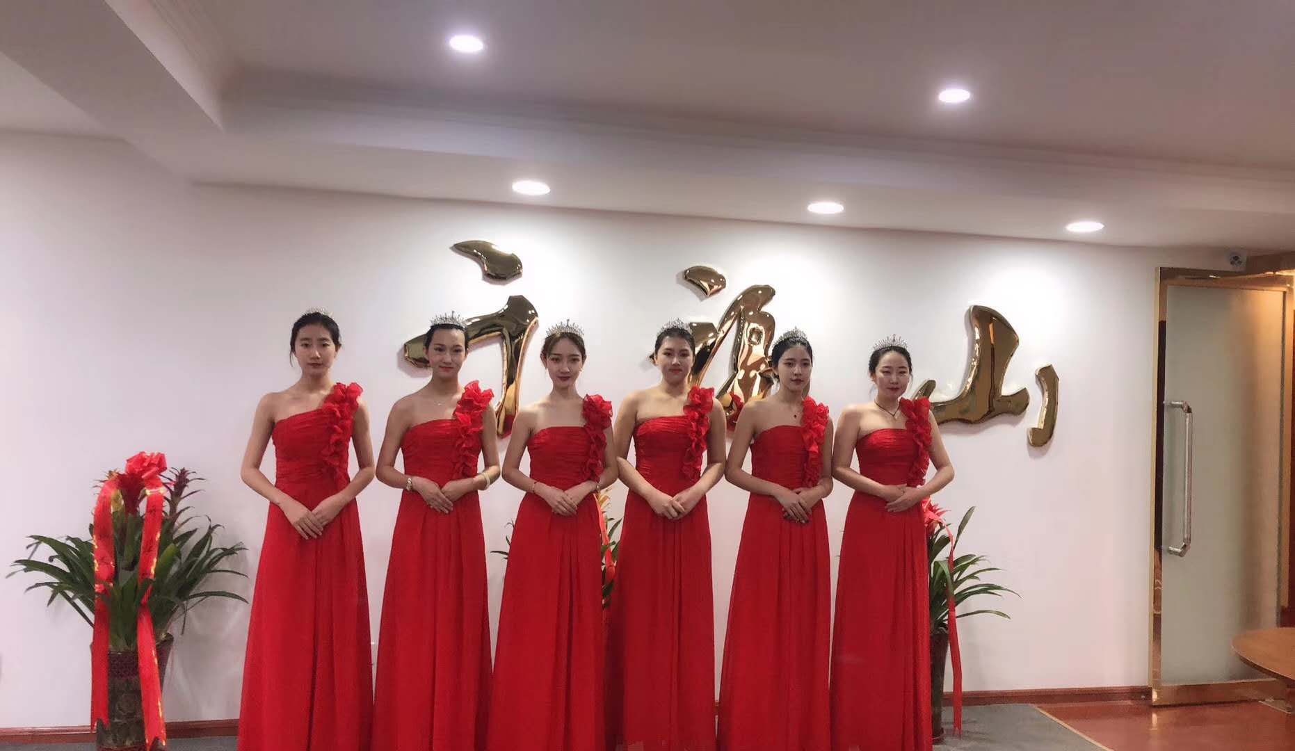 衡水禮儀公司-提供專業(yè)剪彩禮儀/會展禮儀/迎賓禮儀▁衡水潔美文化傳媒