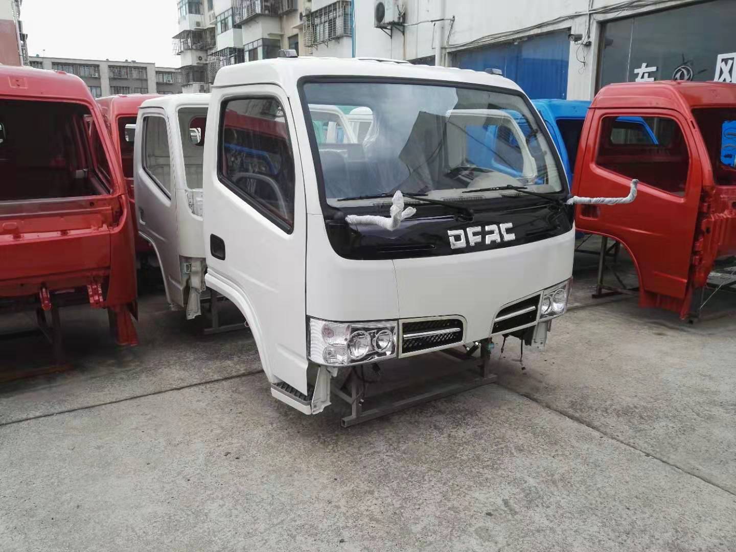 東風福瑞卡駕駛室總成