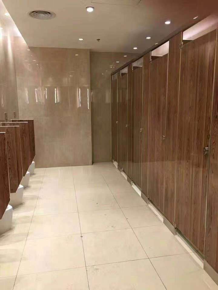 北京金屬板衛(wèi)生間隔斷 衛(wèi)生間隔斷廠家 衛(wèi)生間隔斷價格