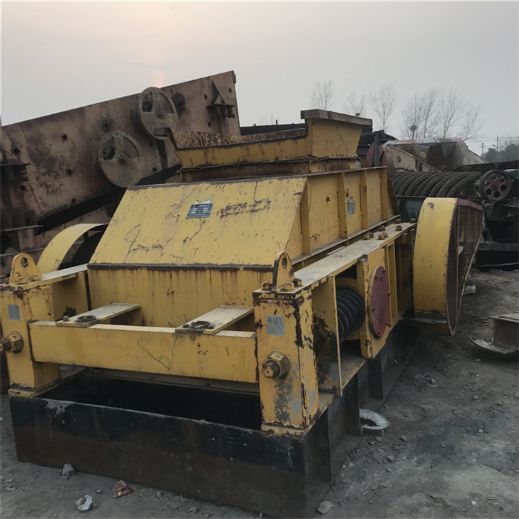 二手610*400型齒輥破碎機 時產(chǎn)30噸對輥破碎設備 另有新機可定制 對輥破碎機