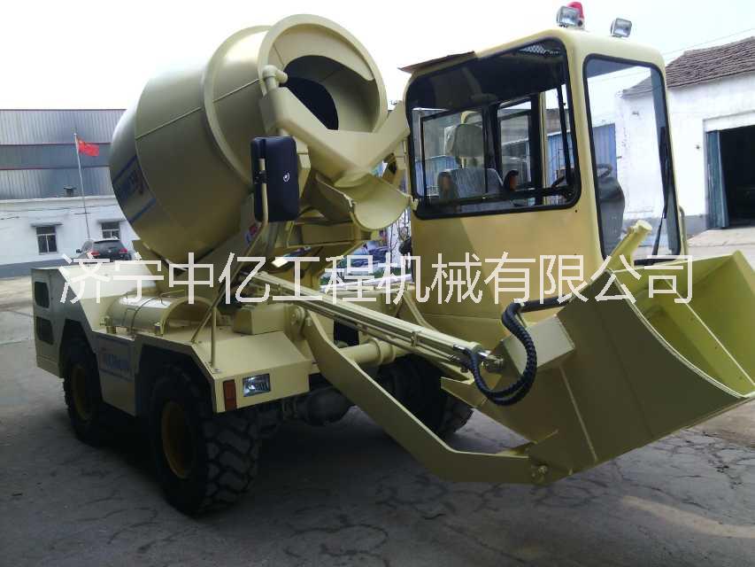 中鍵4方自上料攪拌車試車成功，開始供貨啦