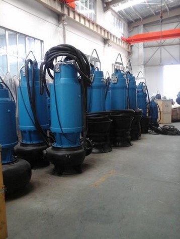 大流量高揚(yáng)程高壓臥式礦用潛水泵