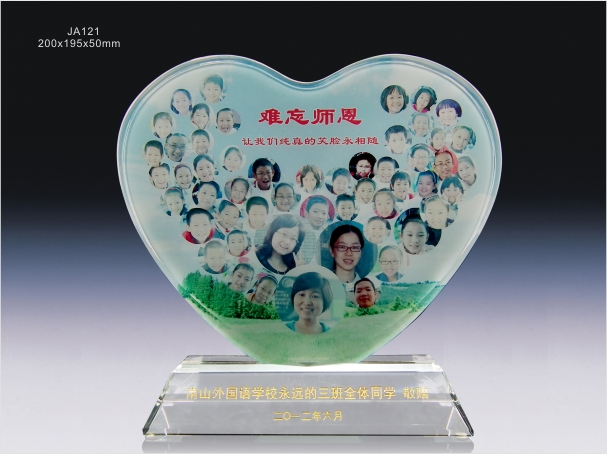 同學(xué)聚會(huì)紀(jì)念品，同學(xué)畢業(yè)照片水晶內(nèi)雕擺件定制，創(chuàng)意禮品
