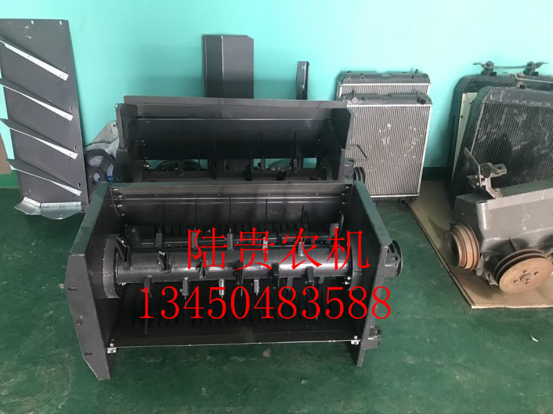 供應(yīng)公司大量出售久保田收割機(jī)688