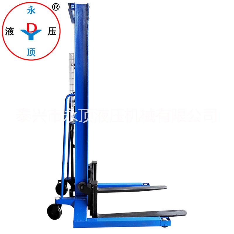 手動(dòng)液壓堆高車供應(yīng)商  江蘇手動(dòng)液壓堆高車批發(fā)  3噸寬腿手動(dòng)液壓堆高車 裝卸搬運(yùn)車