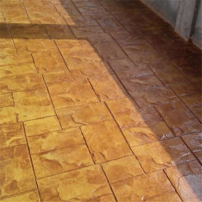 鹽城壓花地坪施工團(tuán)隊(duì)  壓花地坪材料廠家