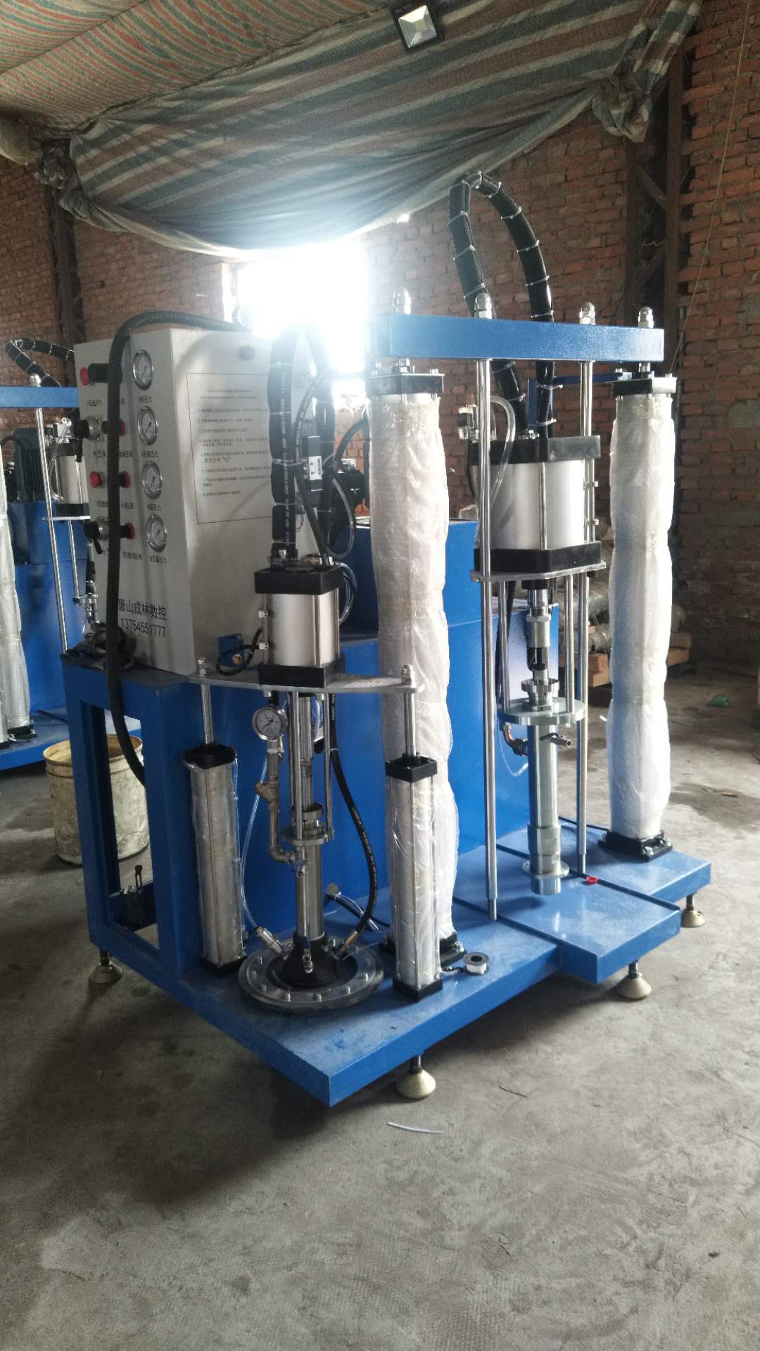 中空玻璃打膠機(jī) 中空玻璃自動打膠機(jī) 中空玻璃自動打膠機(jī)玻璃機(jī)械