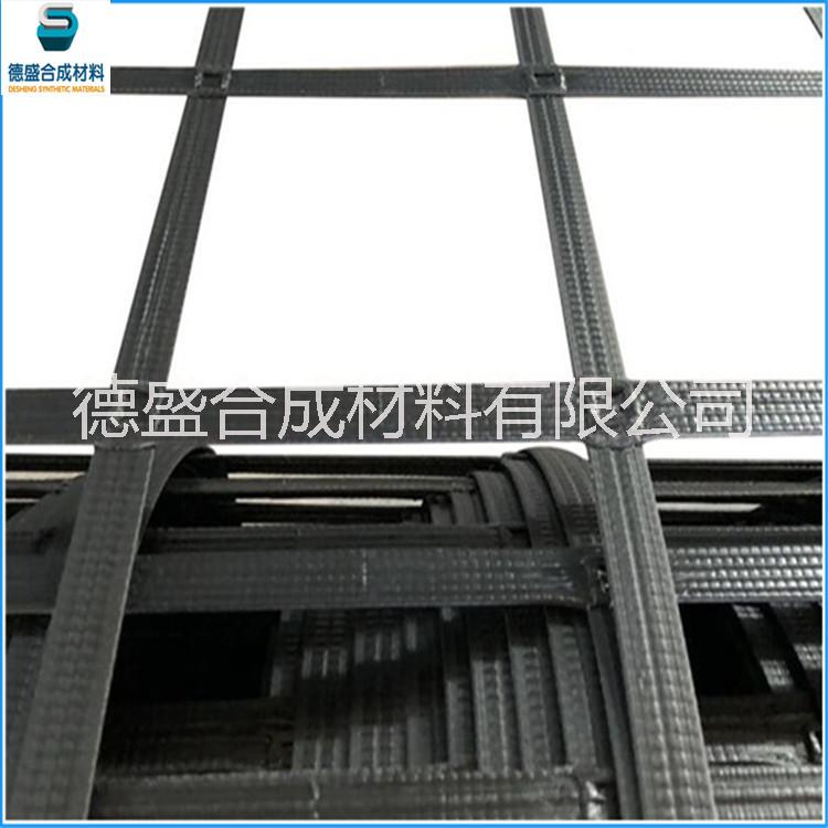 批發(fā) 鋼塑土工格柵 凸結(jié)點(diǎn)土工格柵 鋼塑土工格柵報(bào)價(jià)多少錢一平米