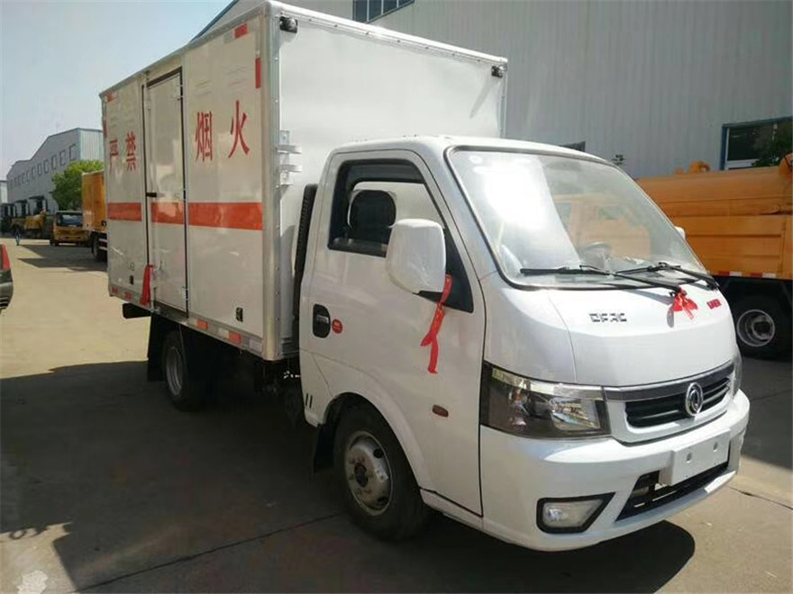 東風途逸易燃氣體廂式車多少錢