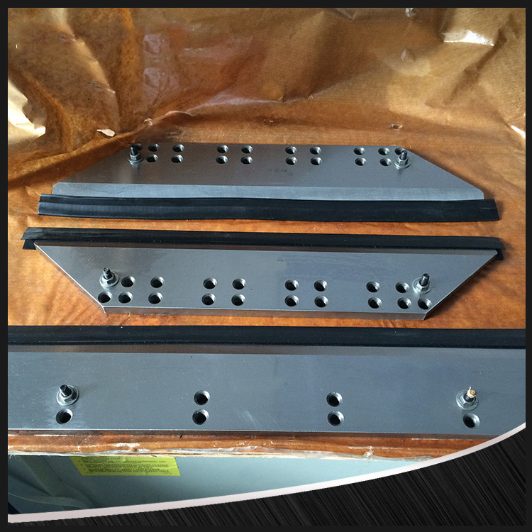 供應(yīng)上海愛凱思牌切紙機* 三面切書機*