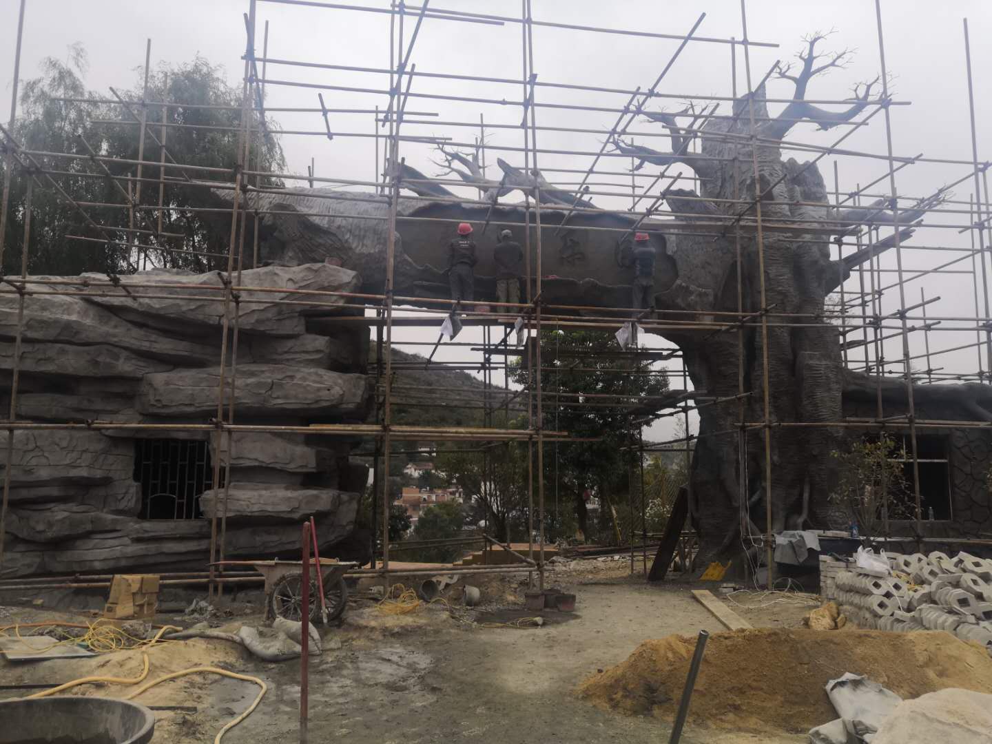 成都水泥假山供應商  四川水泥假山