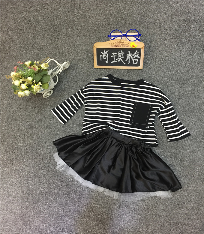 青島尚琪格品牌童裝加盟店童裝夏季