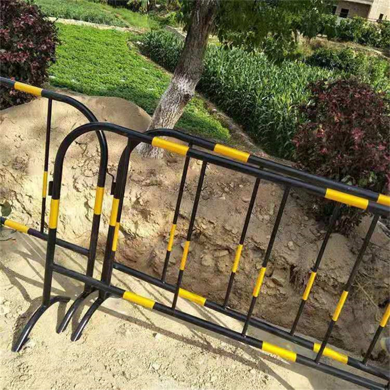 建筑鐵馬 不銹鋼鐵馬 市政鐵馬 施工臨邊安全防護(hù)