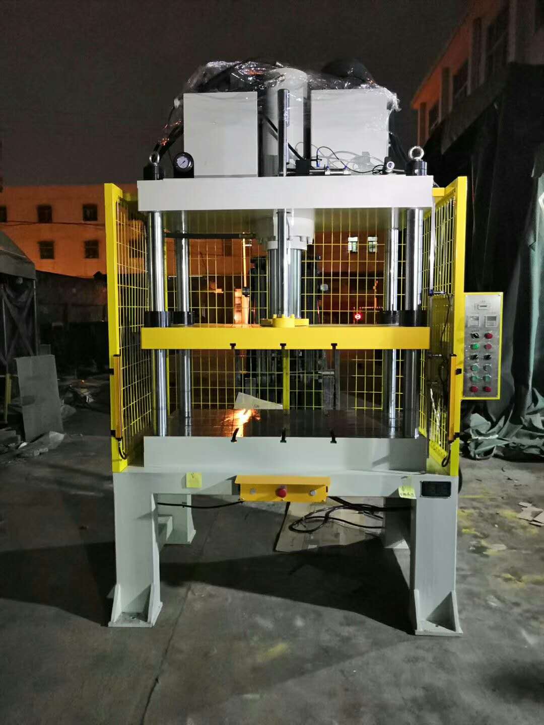 無錫20噸油壓切邊機(jī)廠家-無錫20噸油壓切邊機(jī)報(bào)價(jià)-無錫20噸油壓切邊機(jī)供應(yīng)商-無錫20噸油壓切邊機(jī)價(jià)格