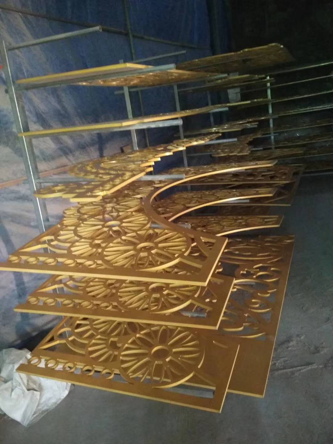 簡(jiǎn)約裝飾風(fēng)格 鏤空板，波浪板，浮雕板-東林雕刻廠鏤空板，波浪板，浮雕板，通花裝飾板