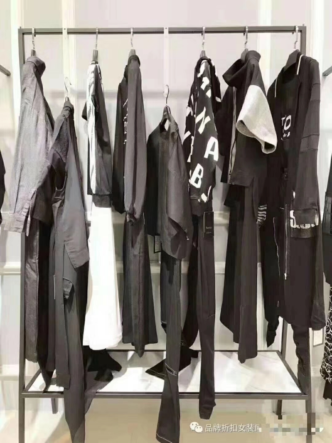 歐E&黑馬蘭 19夏*潮牌品牌折扣女裝尾貨