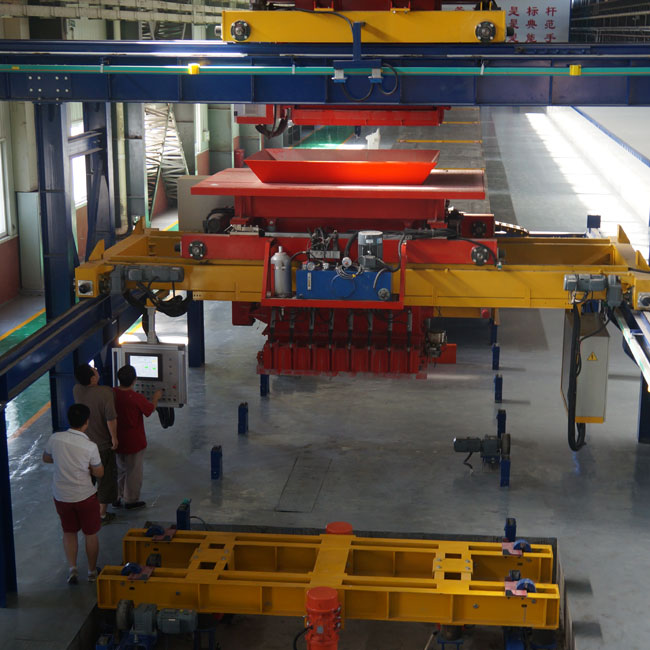 PC設(shè)備生產(chǎn)廠家--山東七星實業(yè)公司  PC裝配式生產(chǎn)線