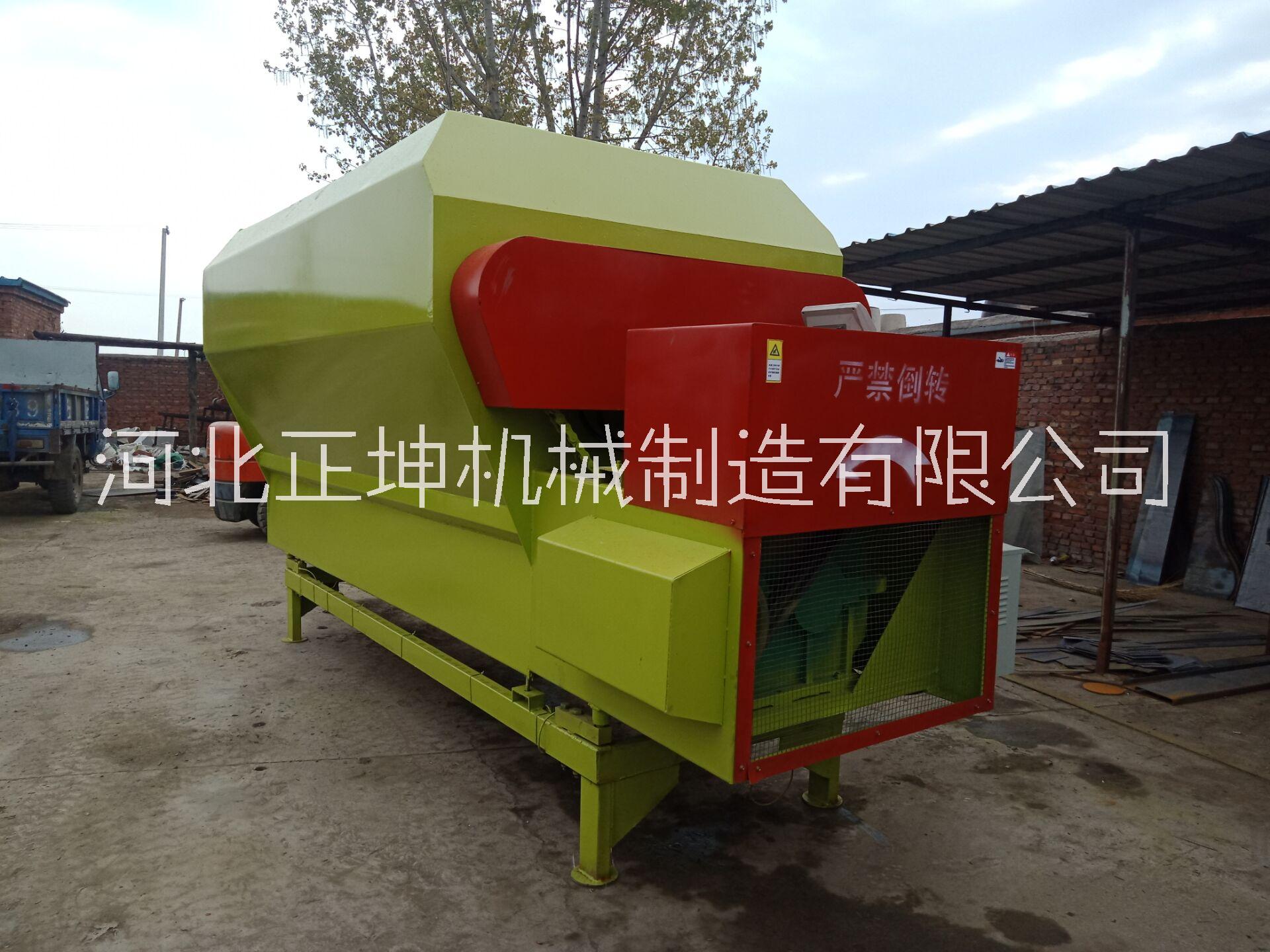 正坤 9立方TMR飼料攪拌機(jī)、全日糧飼料制備機(jī)