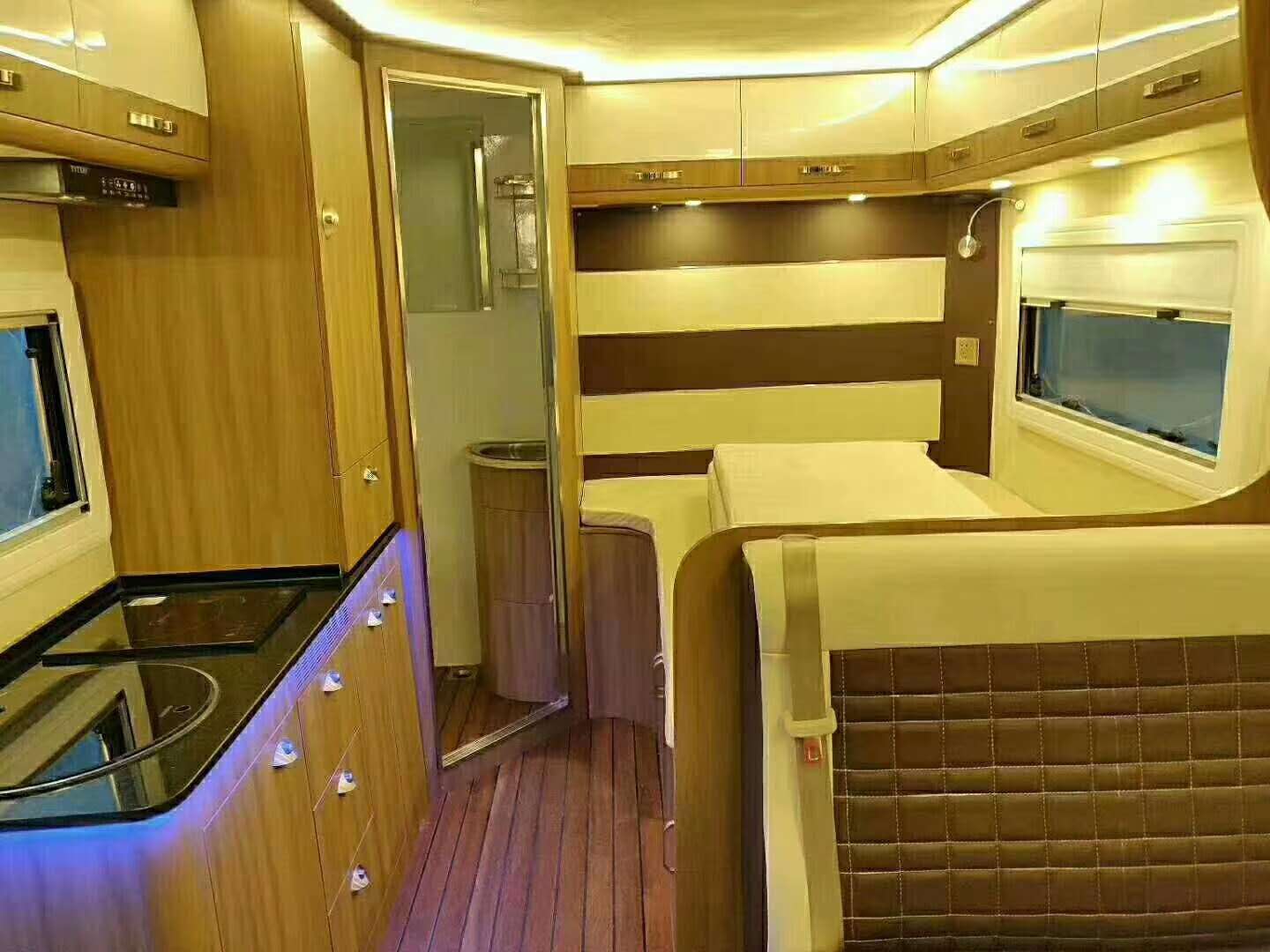 依維柯C 房車廠家*