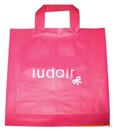 無紡布手提環(huán)制袋機(jī)  無紡布制袋機(jī) 全自動(dòng)超聲波燙把機(jī)