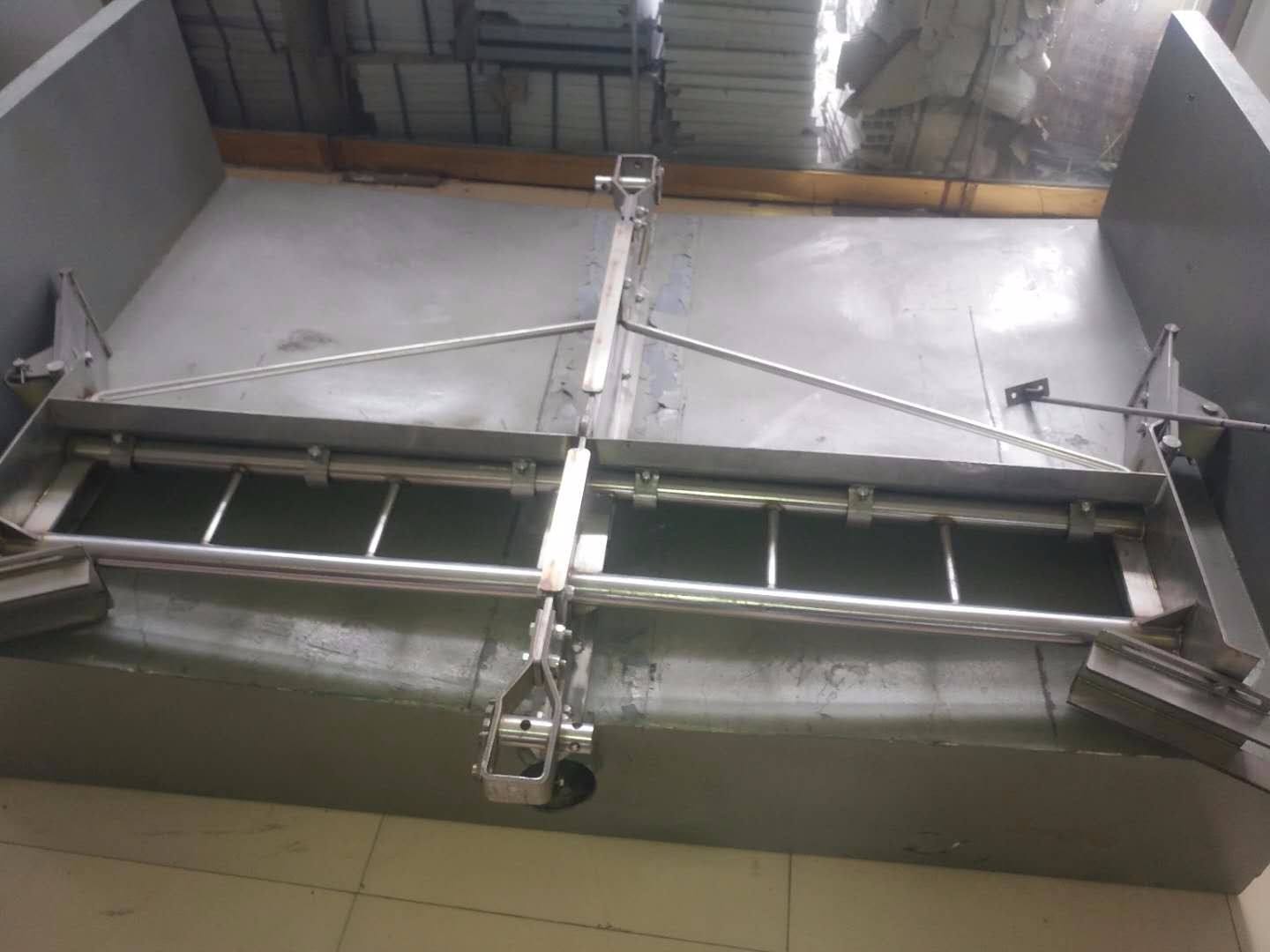 豬場(chǎng)自動(dòng)刮糞機(jī) 養(yǎng)殖場(chǎng)自動(dòng)清糞機(jī) 自動(dòng)清潔設(shè)備 良諸畜牧