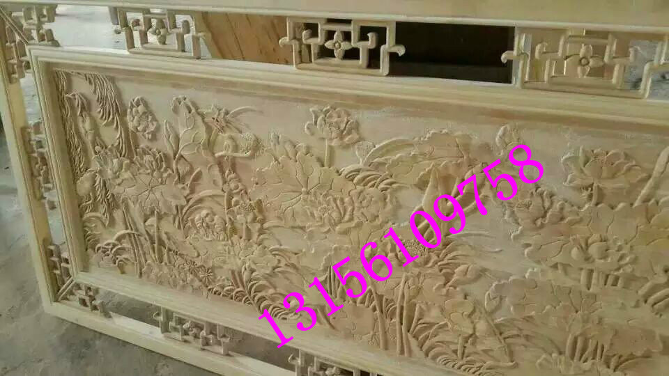 供應(yīng)6090木工雕刻機(jī)多少錢(qián)一臺(tái)+工藝品