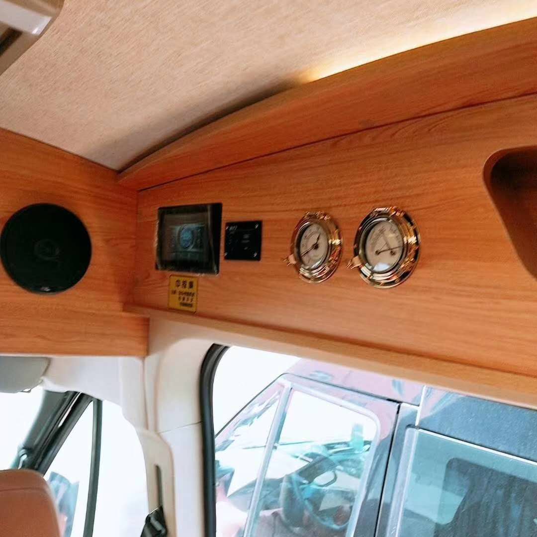 依維柯歐勝自動(dòng)擋房車(chē)價(jià)格_廠家