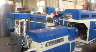 貼片軟燈帶擠出機(jī)  LED高壓貼片軟燈帶擠出機(jī)