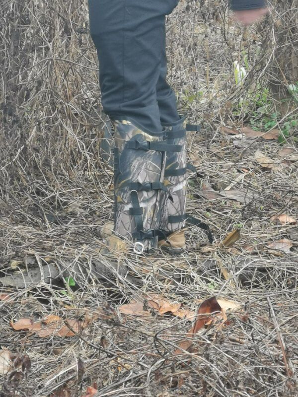 防蛇護(hù)腿在野外是很好的防蛇方法