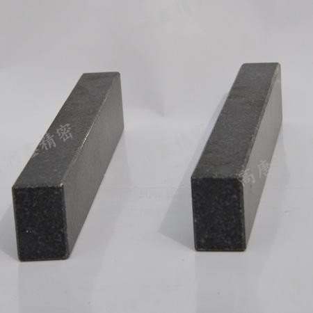 山東高唐廠家生產花崗巖平行規(guī)批發(fā)報價