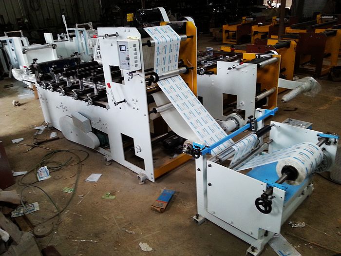 節(jié)能醫(yī)用透析紙制袋機  透析紙制袋機